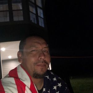 Meet your Posher, Luis